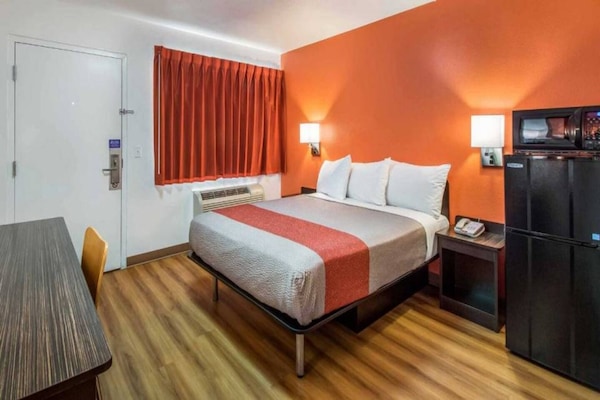 Foto van 1 tweepersoonsbed (Queensize) | Youngtown - Vakantiehuis in Youngtown - BedRoom