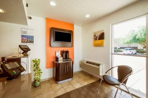 Foto van 1 tweepersoonsbed (Queensize) | Youngtown - Vakantiehuis in Youngtown - FloorPlan