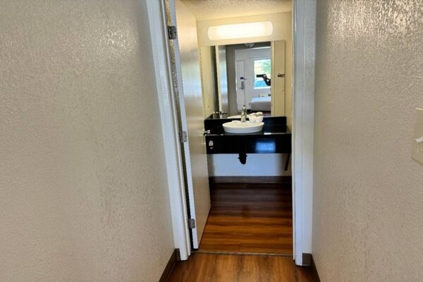 Foto van 2 Queensize bedden | Los Angeles - Vakantiehuis in Pomona CA - Facilities