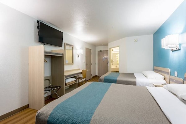 Foto van 2 Queensize Bedden | Ns - Vakantiehuis in Roswell - BedRoom