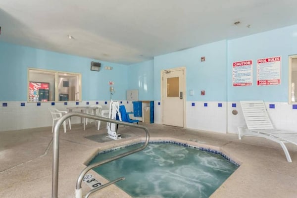 Foto van 2 Volle Bedden | Roken - Vakantiehuis in Roswell - Pool