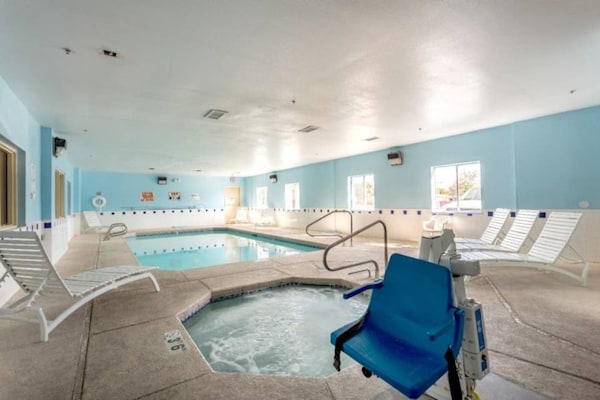 Foto van 2 Volle Bedden | Roken - Vakantiehuis in Roswell - Pool