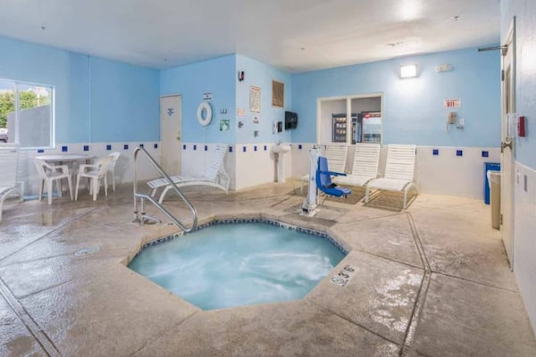 Foto van 2 Volle Bedden | Roken - Vakantiehuis in Roswell - Pool