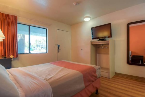 Foto van 1 tweepersoonsbed (Queensize) | Palm Springs, Californië - Facilities