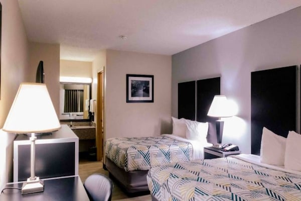 Foto van 2 tweepersoonsbedden | Niet-roken, koelkast - Vakantiehuis in Nacogdoches - BedRoom