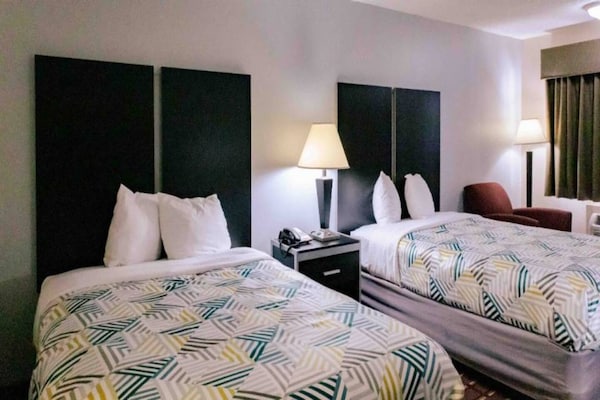 Foto van 2 tweepersoonsbedden | Niet-roken, koelkast - Vakantiehuis in Nacogdoches - BedRoom
