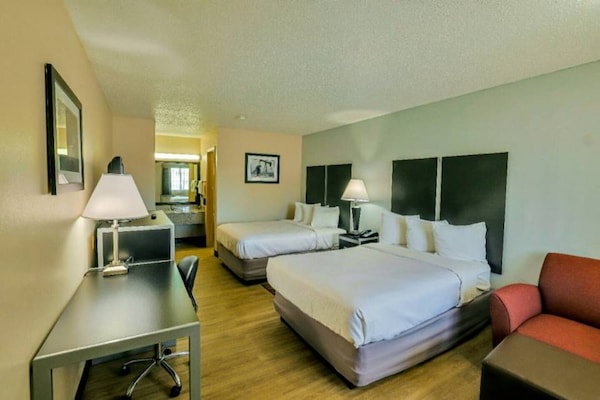 Foto van 2 tweepersoonsbedden | Roken aanwezig - Vakantiehuis in Nacogdoches - Facilities