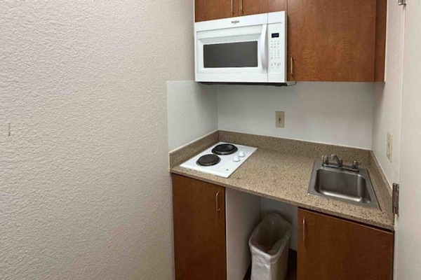 Foto van 1 tweepersoonsbed (Queensize) | Mobiliteit | NSMK | Keuken - Kitchen