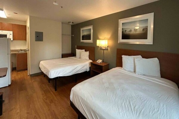 Foto van 2 tweepersoonsbedden | Rookvrij, Keuken - Vakantiehuis in Rancho Cordova - BedRoom