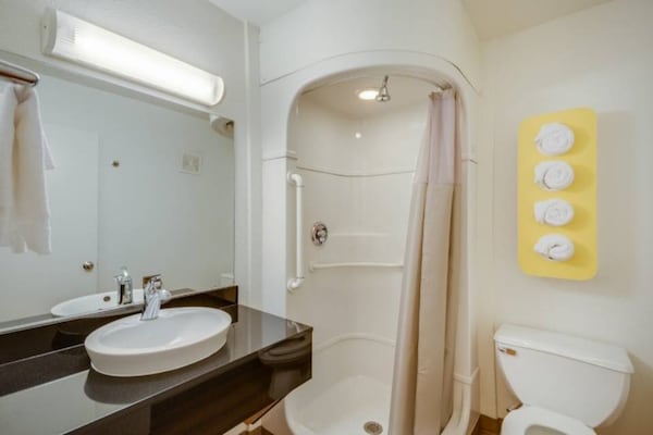 Foto van 1 Queensize Kamer, Gratis Wifi - Vakantiehuis in Bellingham - BedRoom