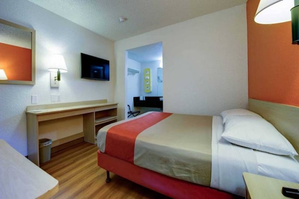 Foto van 1 tweepersoonsbed (Queensize) | Premium, koelkast - Vakantiehuis in Seattle - BedRoom