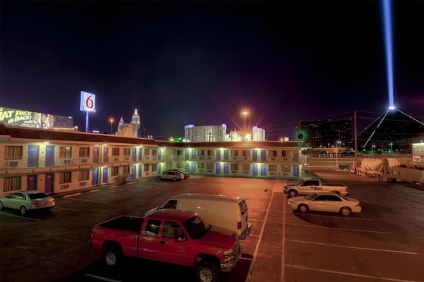 Foto van 2 tweepersoonsbedden | Rookvrij - Vakantiehuis in Las Vegas NV - Outdoor