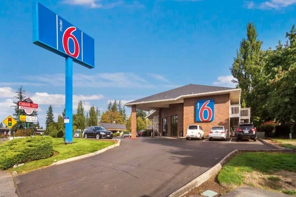 Foto van 2 tweepersoonsbedden (queensize) | Roken toegestaan - Facilities