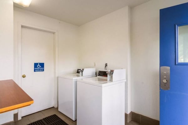 Foto van 2 tweepersoonsbedden (queensize) | Roken toegestaan - Facilities