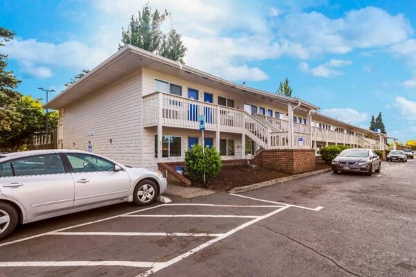 Foto van 1 tweepersoonsbed (queensize) | Roken toegestaan - Vakantiehuis in Vancouver WA - Facilities