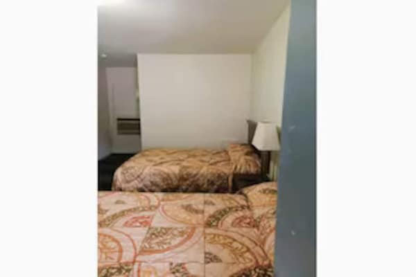 Foto van 2 tweepersoonsbedden | NSMK | Beaver WV - Vakantiehuis in Beaver WV - BedRoom