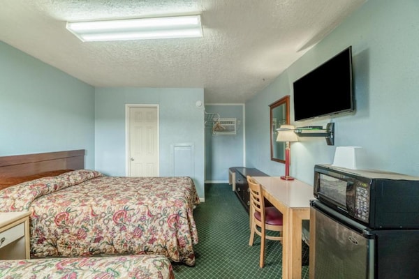 Foto van 2 tweepersoonsbedden (queensize) | Roken mogelijk - Vakantiehuis in Boise City, OK - BedRoom