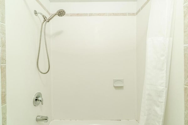 Foto van 2 tweepersoonsbedden (queensize) | Roken mogelijk - Vakantiehuis in Boise City, OK - BathRoom