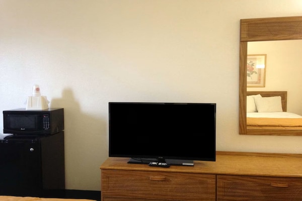 Foto van 2 Dubbele Bedden Niet Roken - Vakantiehuis in Fulton, MO - BedRoom