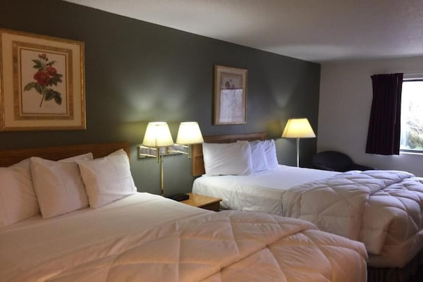 Foto van 2 Dubbele Bedden Niet Roken - Vakantiehuis in Fulton, MO - BedRoom