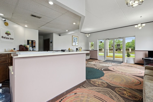 Foto van 2 tweepersoonsbedden (queensize) | Rookvrij - Vakantiehuis in Greeneville, TN - HallReception