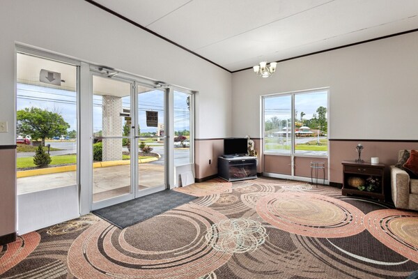 Foto van 2 tweepersoonsbedden (queensize) | Rookvrij - Vakantiehuis in Greeneville, TN - HallReception