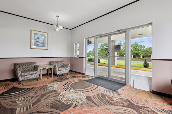 Foto van 2 tweepersoonsbedden (queensize) | Rookvrij - Vakantiehuis in Greeneville, TN - HallReception