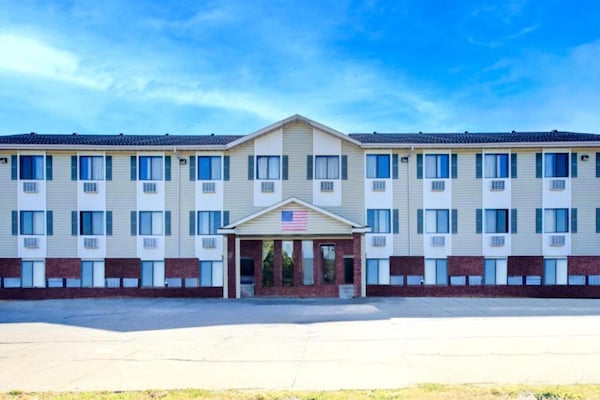 Foto van 2 tweepersoonsbedden | Roken toegestaan - Vakantiehuis in Kingdom City, MO - Outdoor