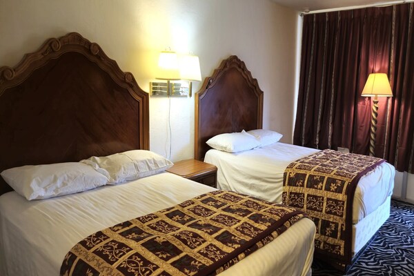Foto van Lawton OK | 2 tweepersoonsbedden | Roken toegestaan - BedRoom