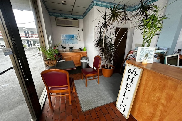 Foto van 2 tweepersoonsbedden (queensize) | Rookvrij - Vakantiehuis in Longview WA - HallReception
