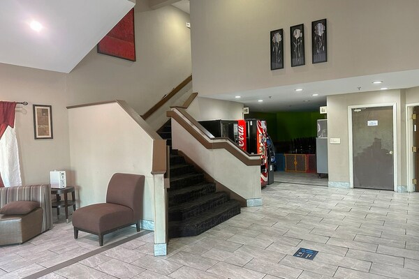 Foto van 2 tweepersoonsbedden | Rookvrij - Vakantiehuis in Memphis - HallReception