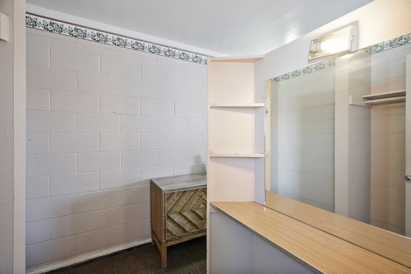 Foto van 3 tweepersoonsbedden met kitchenette - Vakantiehuis in Alpine TX - BedRoom