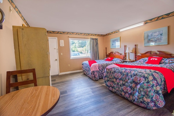 Foto van 2 tweepersoonsbedden | Roken toegestaan | Calhoun GA - BedRoom