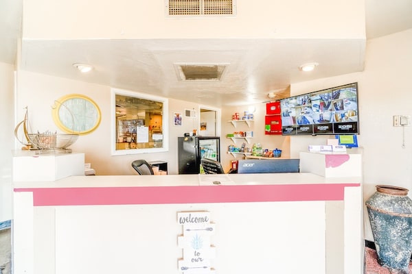 Foto van 3 Volledig Bed | Non-Smoking - Vakantiehuis in Chickasha OK - HallReception