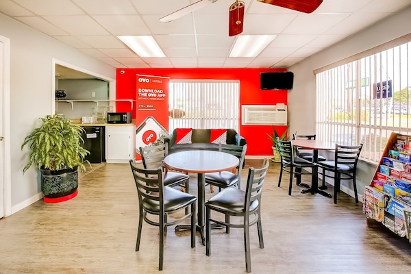 Foto van 2 tweepersoonsbedden | Roken toegestaan - Vakantiehuis in Texarkana TX - HallReception