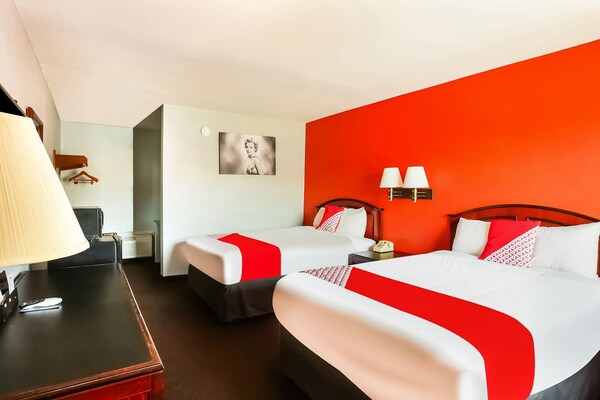Foto van 2 tweepersoonsbedden | Roken toegestaan - Vakantiehuis in Texarkana TX - BedRoom