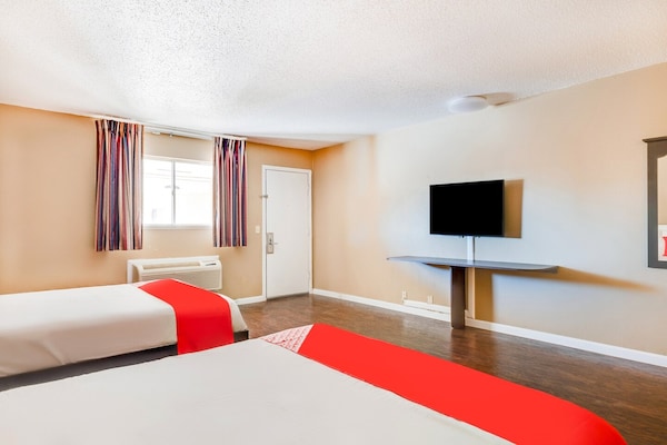 Foto van 2 tweepersoonsbedden (queensize) | rookvrij - Vakantiehuis in Elk City OK - BedRoom