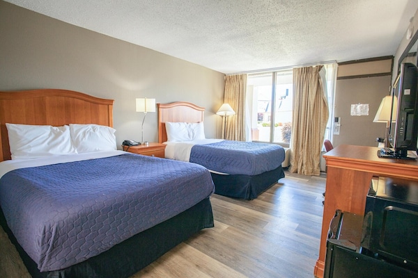 Foto van 2 tweepersoonsbedden | Rookvrij - Vakantiehuis in Greensboro - BedRoom
