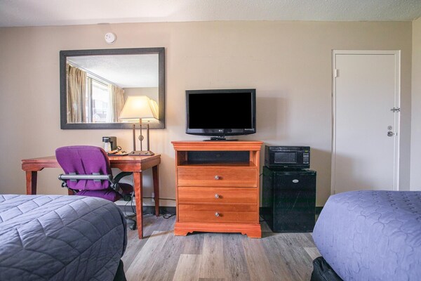 Foto van 2 tweepersoonsbedden | Rookvrij - Vakantiehuis in Greensboro - BedRoom
