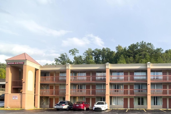 Foto van 2 tweepersoonsbedden (queensize) | Niet roken - Vakantiehuis in Harriman TN - Outdoor