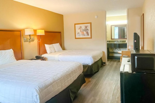 Foto van 2 tweepersoonsbedden (queensize) | Niet roken - Vakantiehuis in Harriman TN - BedRoom