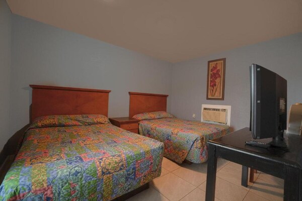 Foto van 3 tweepersoonsbedden (queensize) |Roken toegestaan - Facilities