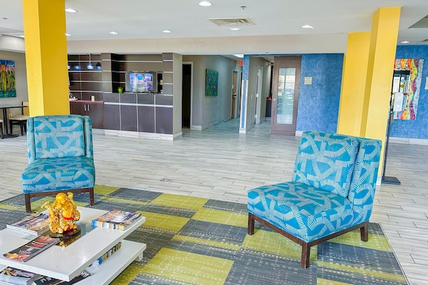 Foto van 2 tweepersoonsbedden (queensize) Niet-roken - Vakantiehuis in Jackson - HallReception