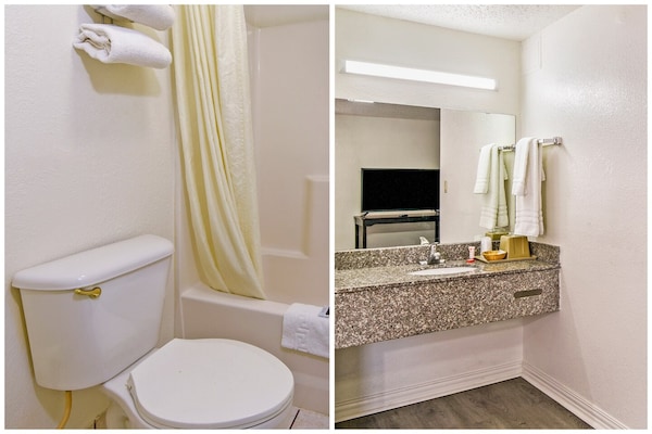 Foto van 2 tweepersoonsbedden | Roken toegestaan | Killeen TX - BathRoom