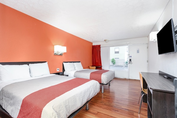 Foto van 2 tweepersoonsbedden | Roken toegestaan - Vakantiehuis in Columbus OH - BedRoom