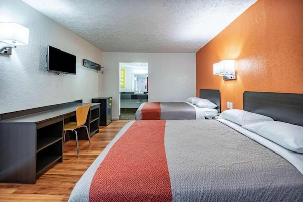 Foto van 2 tweepersoonsbedden | Rookvrij - Vakantiehuis in Columbus OH - BedRoom