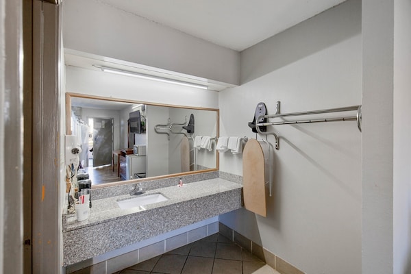 Foto van 2 tweepersoonsbedden | Niet roken - Vakantiehuis in Columbia - BathRoom