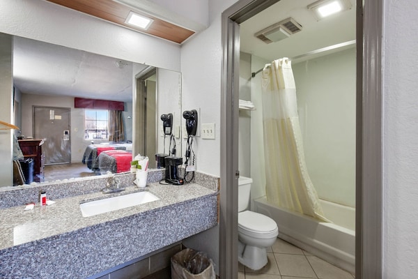 Foto van 2 tweepersoonsbedden | Niet roken - Vakantiehuis in Columbia - BathRoom