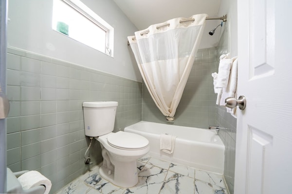 Foto van 2 Volle Bedden Niet Roken - Vakantiehuis in Ocala FL - BathRoom
