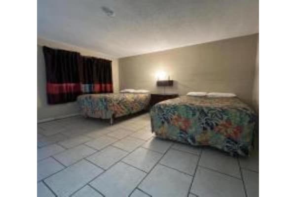 Foto van 2 tweepersoonsbedden | Roken toegestaan | Orlando - Vakantiehuis in Orlando FL - Facilities